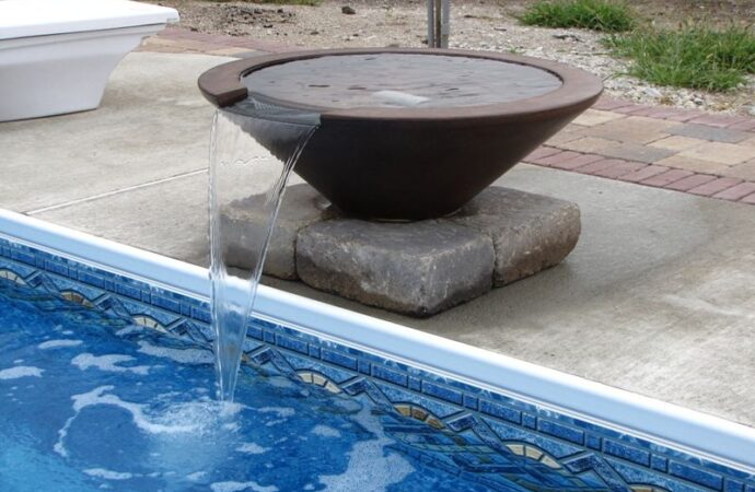 Pool spill over bowl, Palm Beach Pro Concrete Contractors